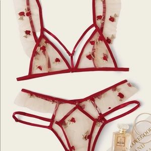 NWT Womens Floral Red Burgundy Lingerie Set Intimate Bra Panty Mesh Medium